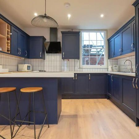 Pass The Keys Stylish Grade II Listed House Vila Cheltenham Exterior foto
